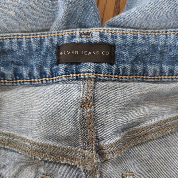 Silver Distressed Light Wash blue mid rise Elyse Straight Women's Jeans W34 L29 - Picture 7 of 16